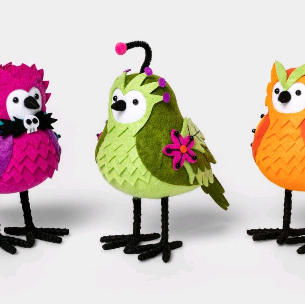 NWT Featherly Friends Hyde and Eek birds